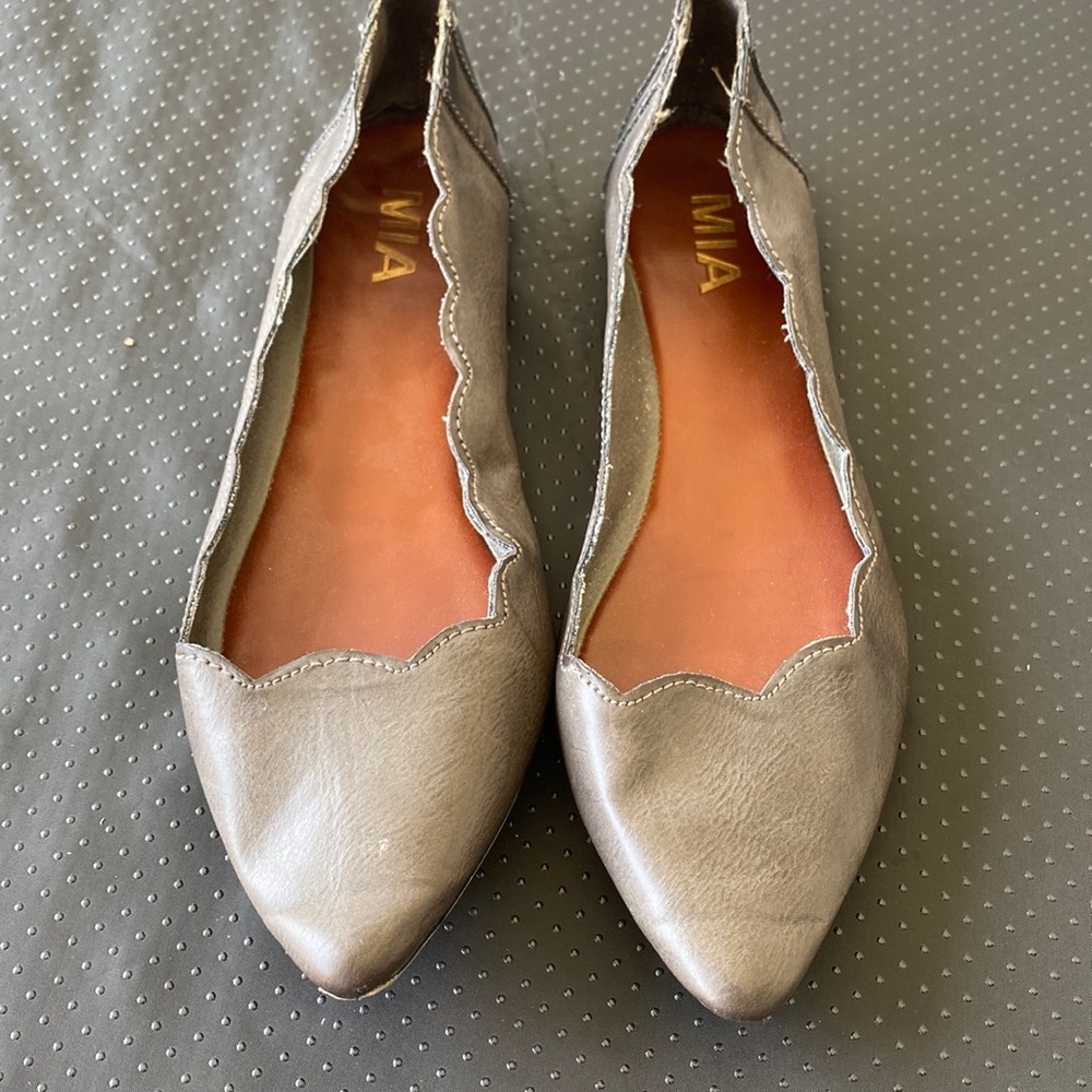MIA vegan leather Flats